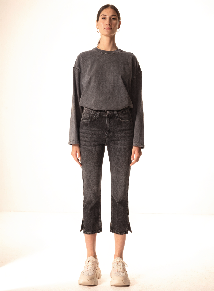 Ren Low-Rise Split-Hem Capri Jean front view on a clean studio background